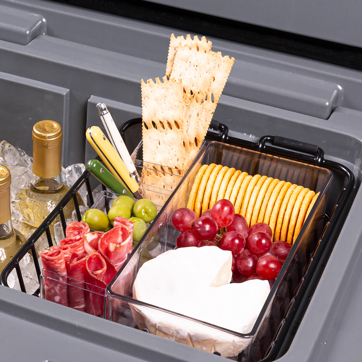 brutank-35qt-55qt-dry-rack-e1 brutank-dry-rack_accessory_alt-1.png